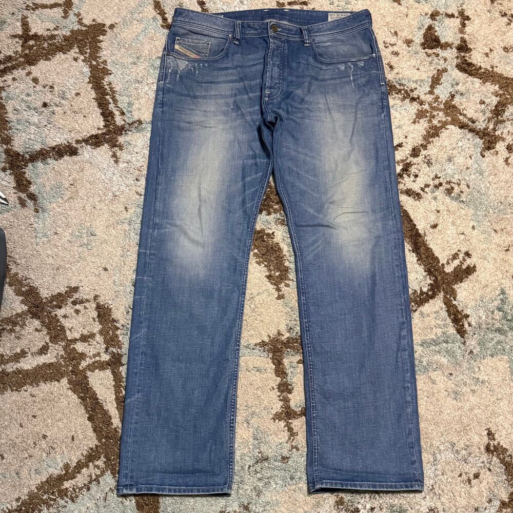 Diesel Larkee Relaxed Comfort Straight Jeans Mens Size 36x32 (38x34) Light Wash